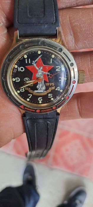 Soat va medal sotiladi