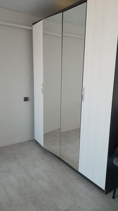 Продам спальный гарнитур