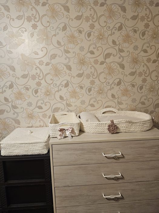 Повивалник, легло за бебе, молзес кошница