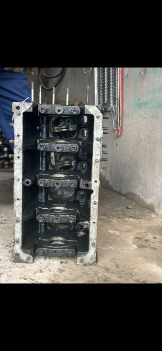 Продам блок и коленвал в сборе ВОЛГА УАЗ