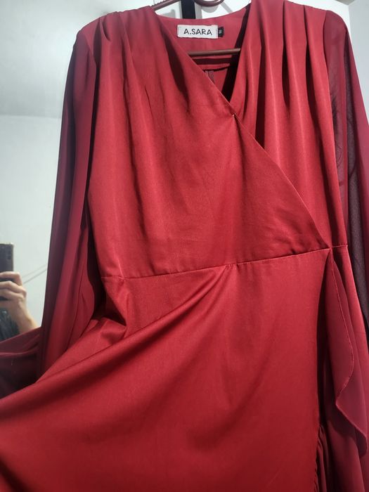 Кешкі көйлек сатылады