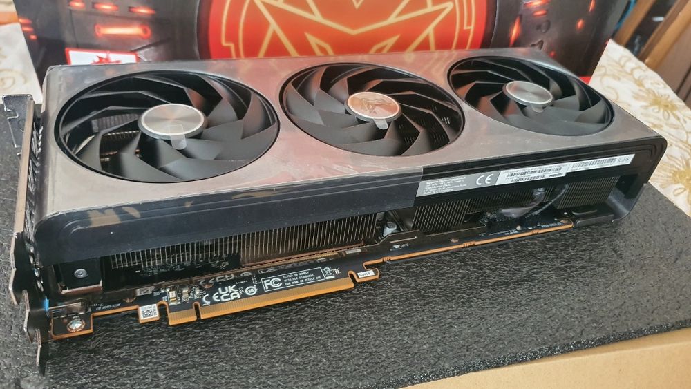 Sapphire rx7800xt nitro plus