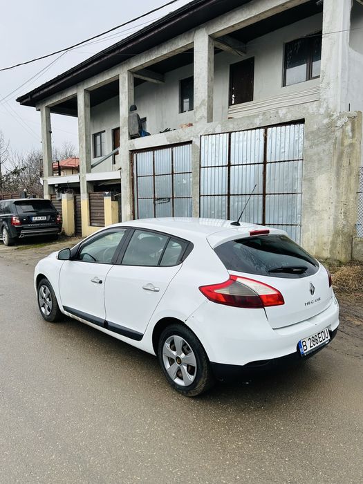 vand sau schimb renault megane