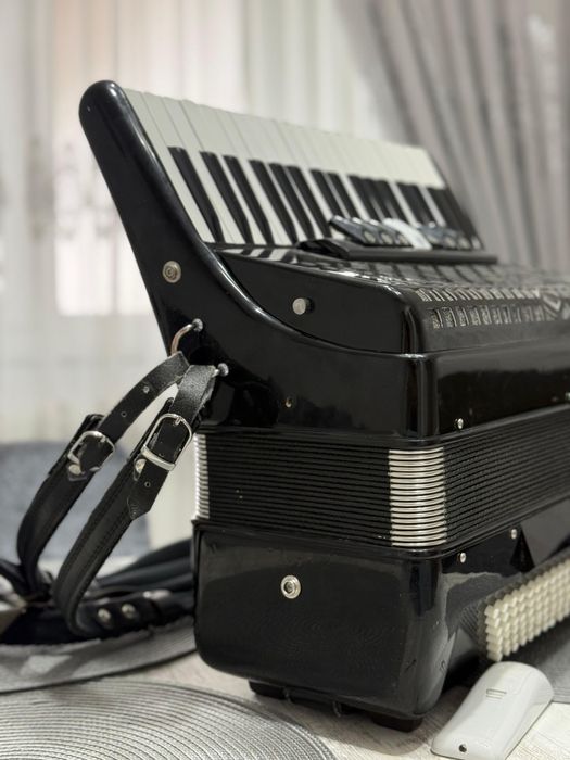 Acordeon Startone 96 bași