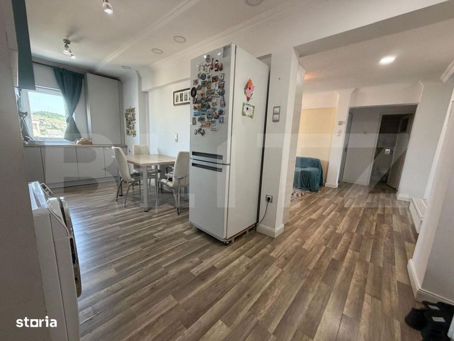 Apartament 4 camere deco, 2 bai, 82 mp, lift nou, parcare primarie zon
