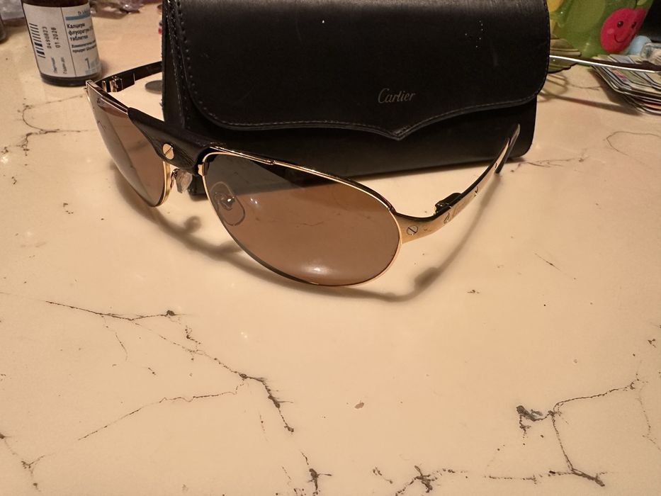 Слънчеви очила Cartier Santos Dumont Gold, комлект кутия и калъф.