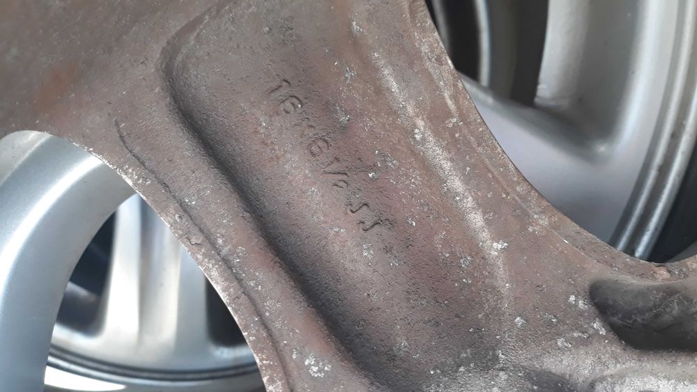 Алуминиеви Джанти СУБАРУ 16' гуми подарък