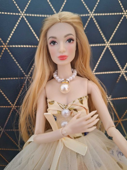 Кукли с подвижни стави