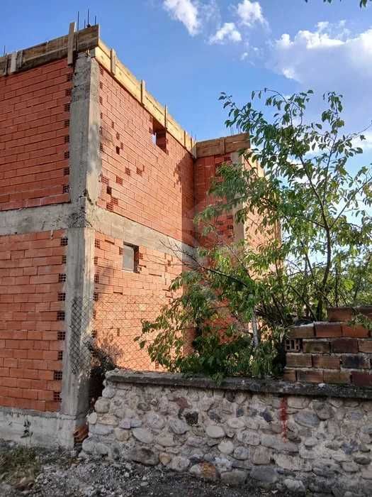 Продава се Къща в с. Боянци, Област Пловдив - 240 кв.м за 375 €/кв.м - Снимка #1