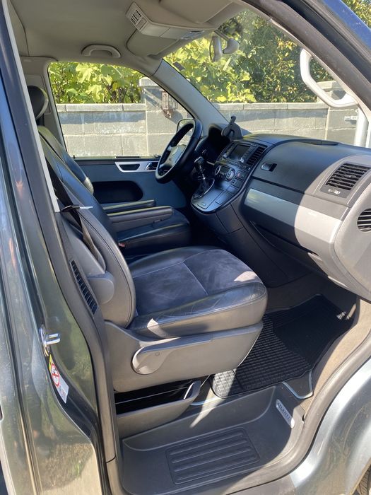 Volkswagen t5 atlantis (caravelle)
