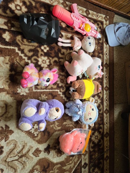 Игрушки детские почти новые