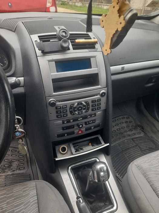 Vând Peugeot 407