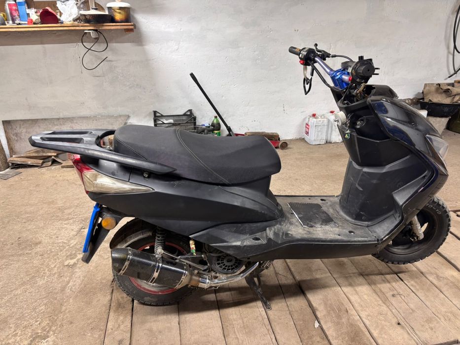 Продам мопед.