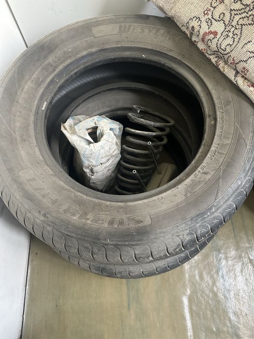 Шина покрышки автомобиля