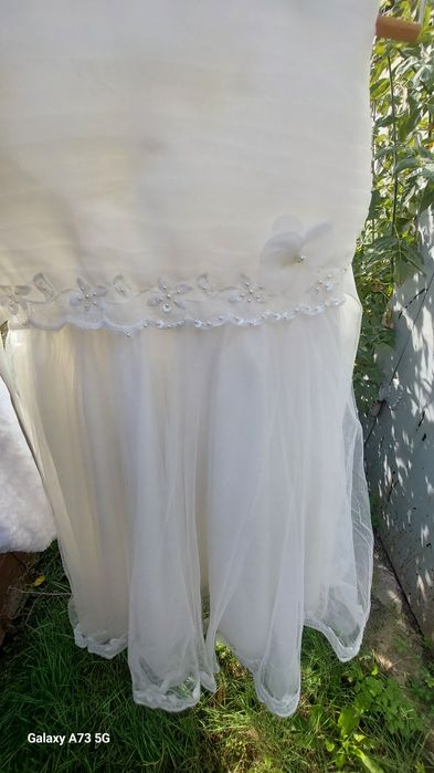 Нарядное вечернее платье