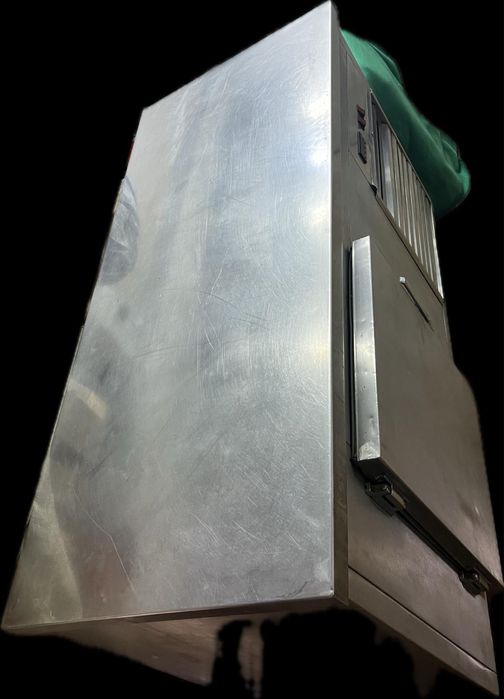 Хладилна маса за зеведение