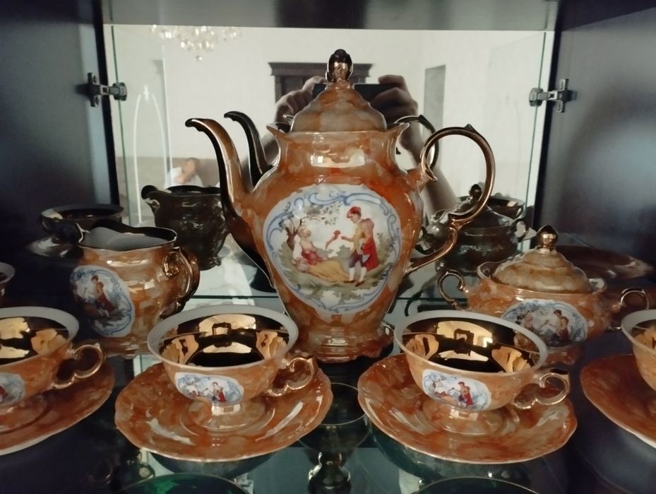 Польский Чайный сервиз. В отличнейшом состоянии..