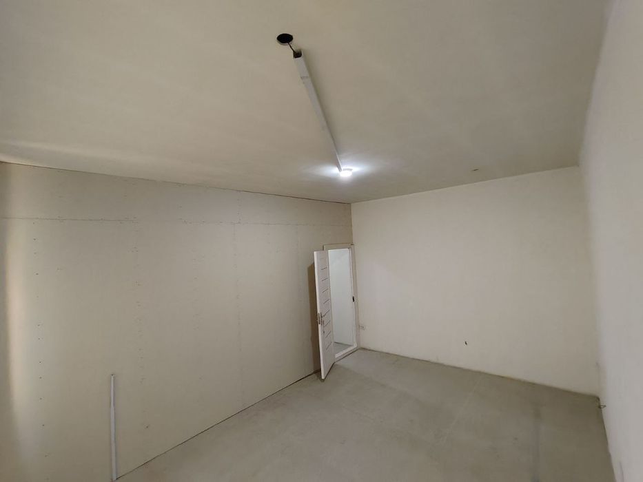 Арендага жой ишлаб чикаришга, складга,студент кизла.  оила яшаш ун