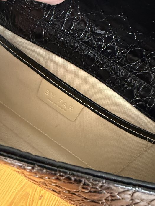 Оригинална дамска чанта By Far