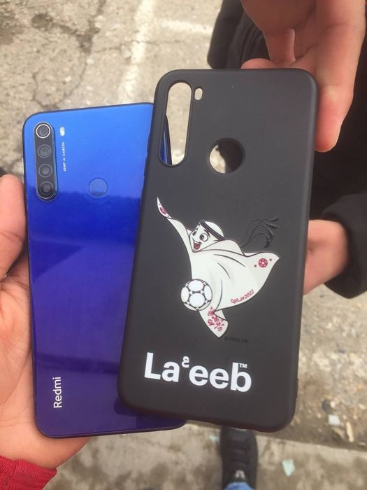 Note 8 telefoni sotiladi