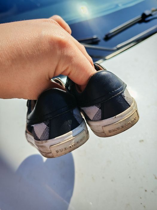 Burberry  оригинал 23 р-р