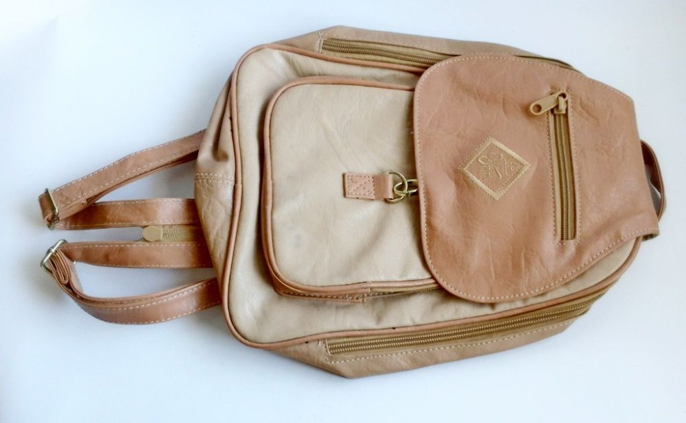 Дамски чанти Пращам само с Еконт