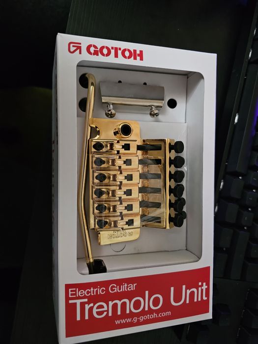 Gotoh tremolo, locking tuners, locking nut, emg 81