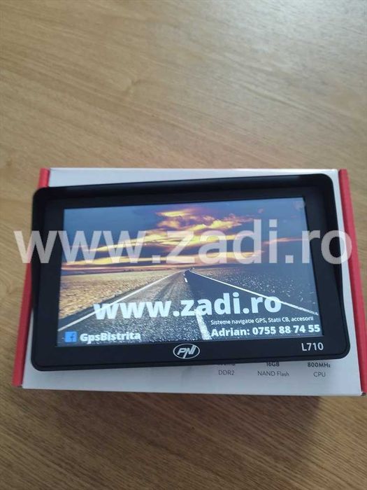Gps pni L710 -ecran mare 7" cu parasolar-memorie 16GB