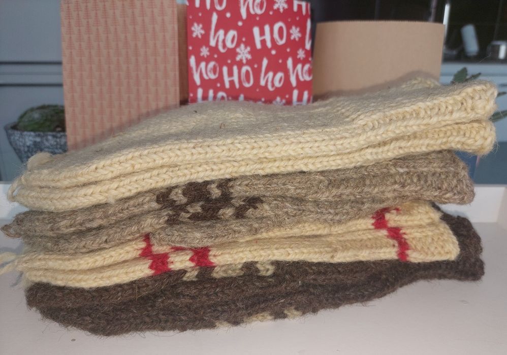 НОВИ Ръчно плетени вълнени ръкавици на СТРАХОТНА ЦЕНА