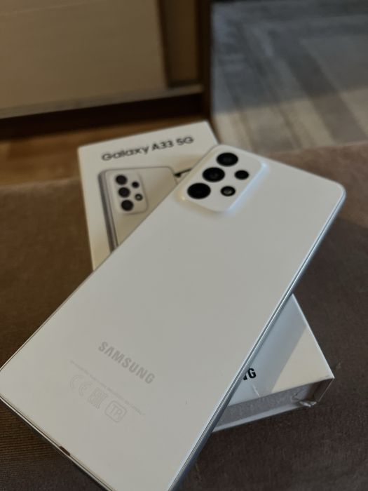 продам два телефона айфон