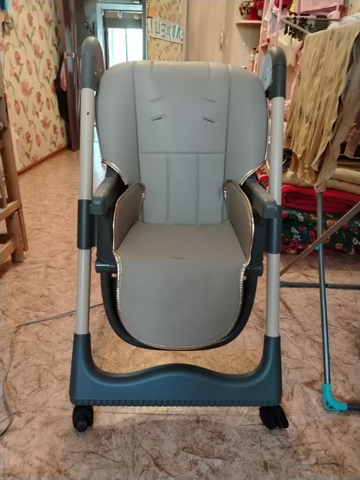 Детский стул для кормления