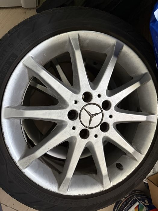 Джанти  с гуми 17 цола, 4 бр. 5х112 7Jx17Н2 ЕТ 49 Mercedes B