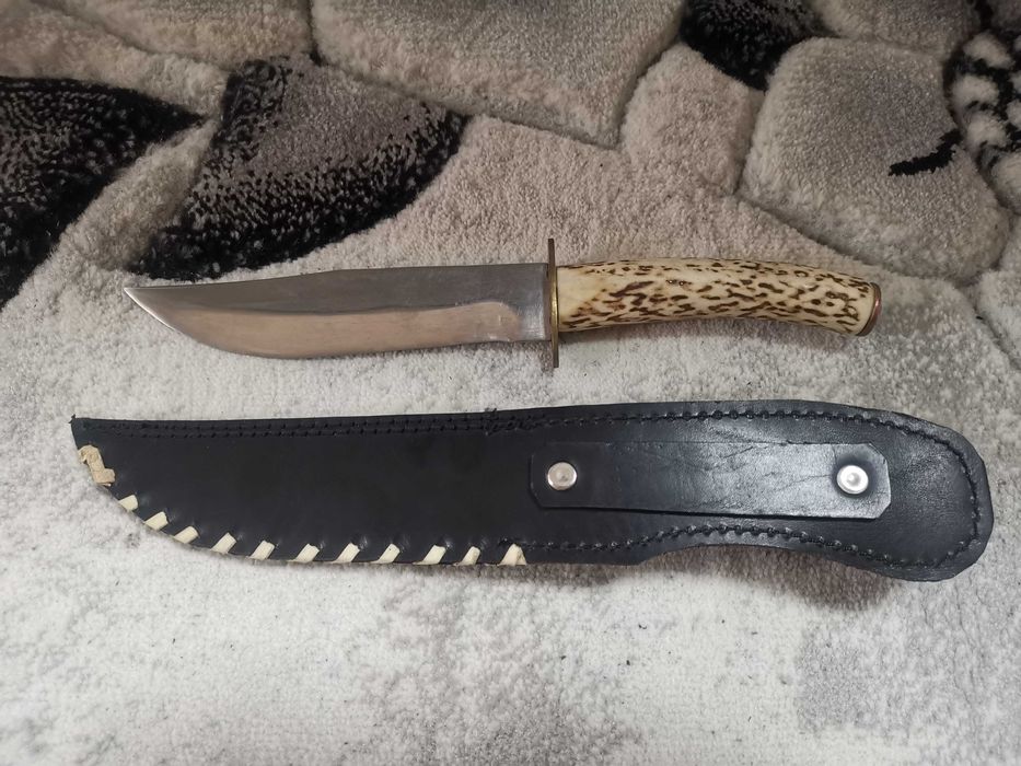 Ръчно изработен кован нож