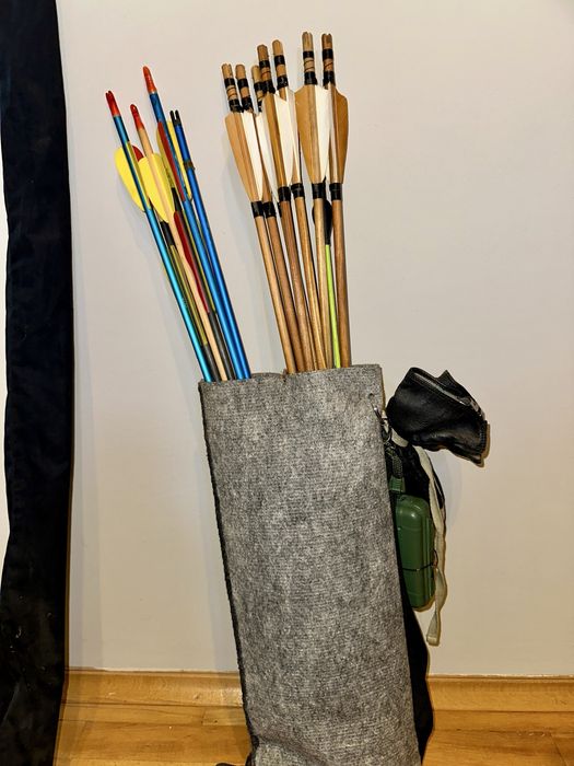 Лък традиционен със стрели