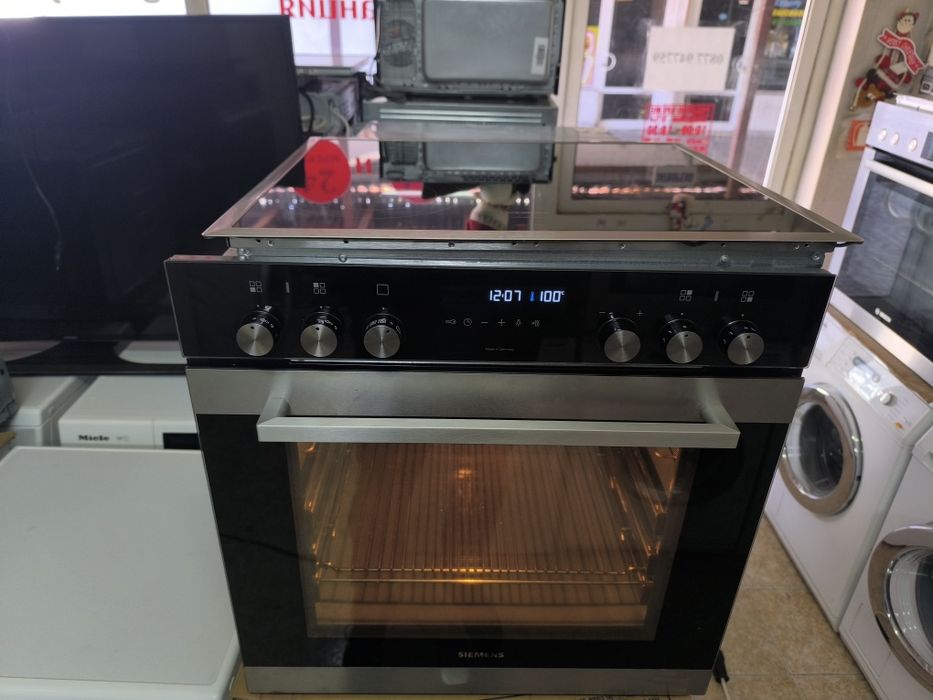 Фурна с котлони Siemens HE378GTS0 - 71 литра . Пиролиза.
