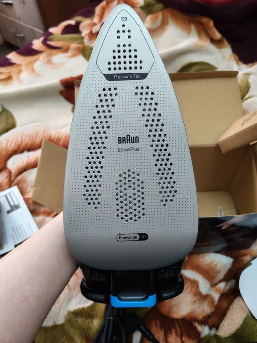 Продам утюг, Braun