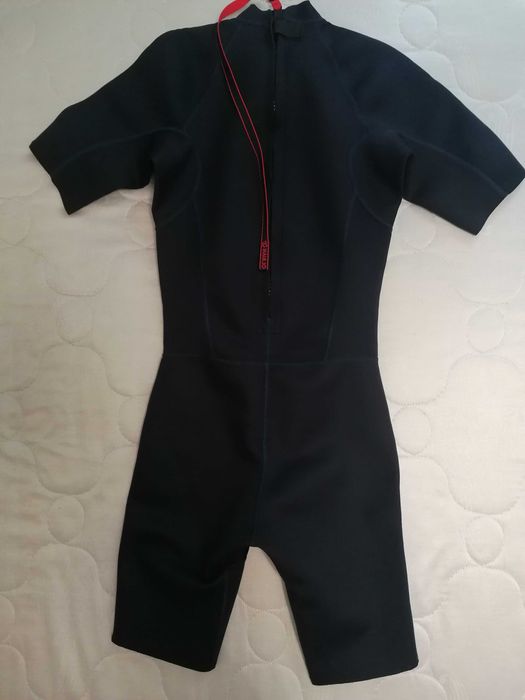 Детски костюм за сърф 500, от неопрен 1,5 мм. 2 броя за 10г и 14г