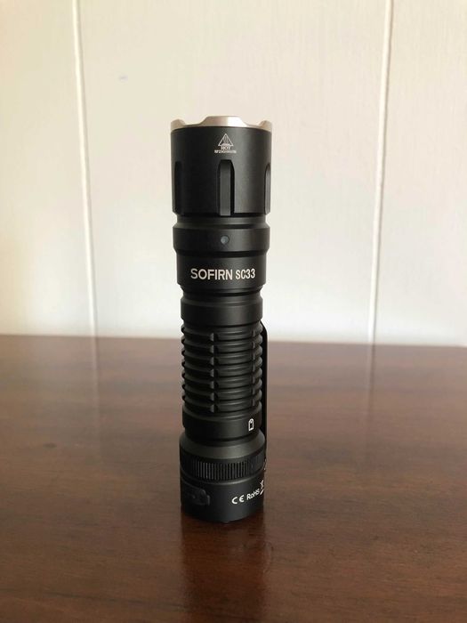 Lanterna 5200 lumeni sofirn sc 33