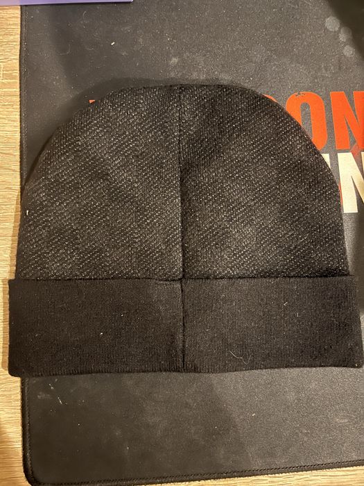 Зимна шапка Louis Vuitton