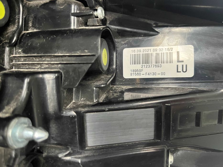 Ляв външен LED стоп за Toyota C-HR хибрид 2021/2023