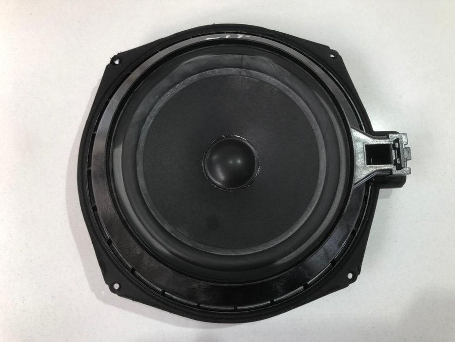 Subwoofer stanga / dreapta BMW Seria 7 E65, E66 6915283