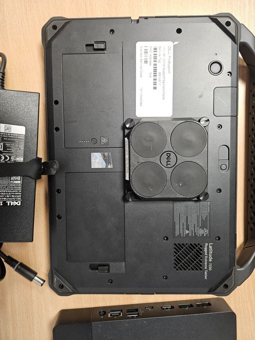 Dell Latitude 7230 Rugged Extreme – ca nou, i5 Gen 12 + Dock + Incarca