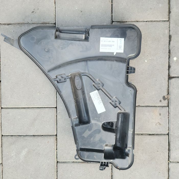 Rezervor lichid parbriz BMW G30 G31 G11 G12 cod 61668491830 nou