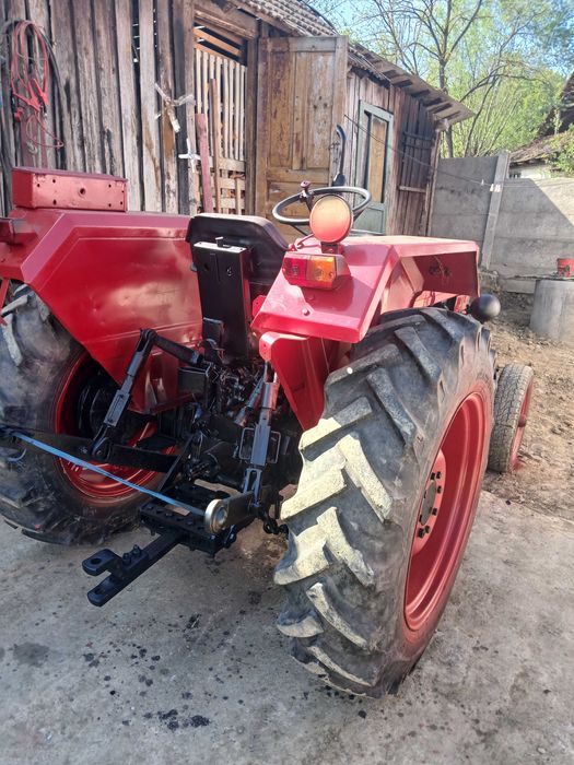 Tractor utb 445.AF 2001