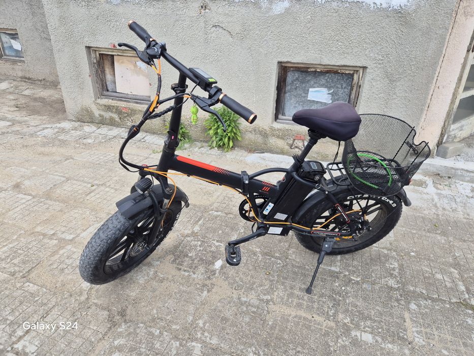Продавам ел велосипед Xmart 20"