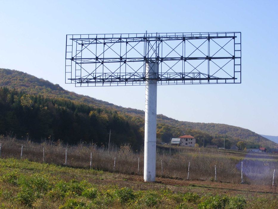 PF inchiriez 11000 mp teren in Gilau aproape autostrada acces din DN1
