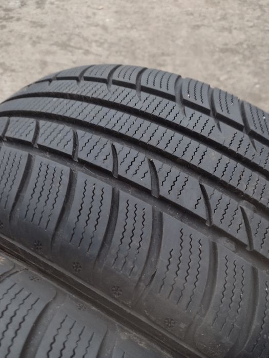 Перфектни 2бр.215/55/16 Томкет Дот 3921