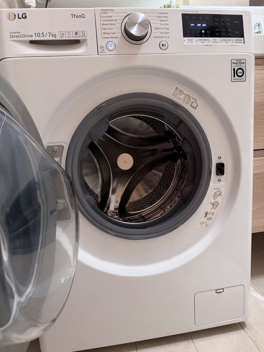 Mașină de spălat cu uscător LG 10.5Kg / 7Kg uscare | 1400 rpm | AI