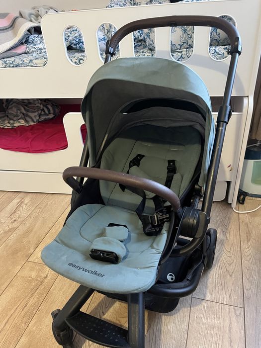 Продам коляску EazyWalker
