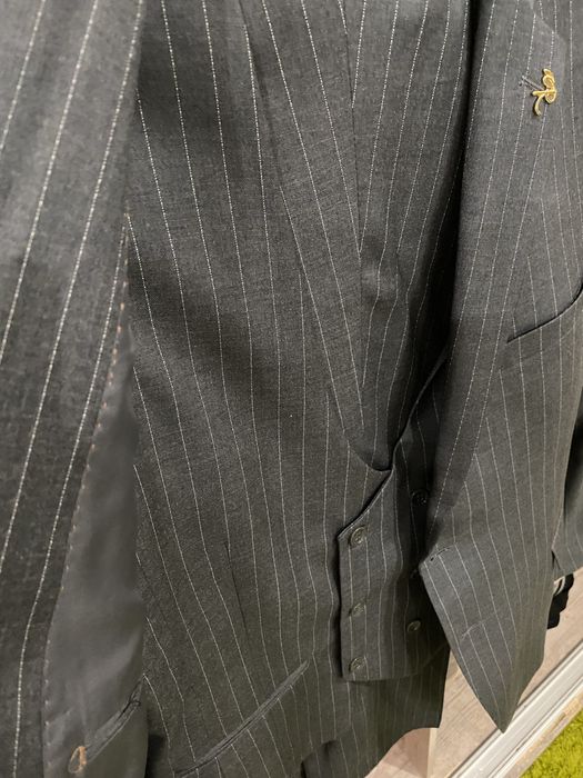 Костюм тройка дерзкий